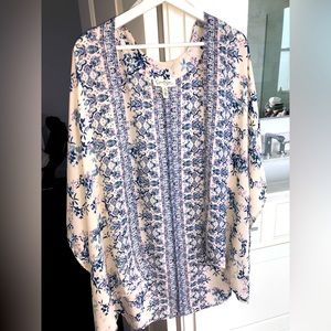 *Gently Used* Short Sleeve Floral Maternity Kimono, OS